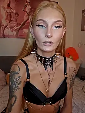 LessiaMia online show from 3, 12, 2024