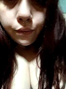 Snapshot of persefone97 chatting on 2, 2, 2025 persefone97 online show from 2, 2, 2025