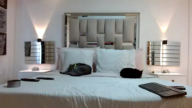 Snapshot of hellen_martin chatting on 27, 10, 2025 hellen martin online show from 27, 10, 2025