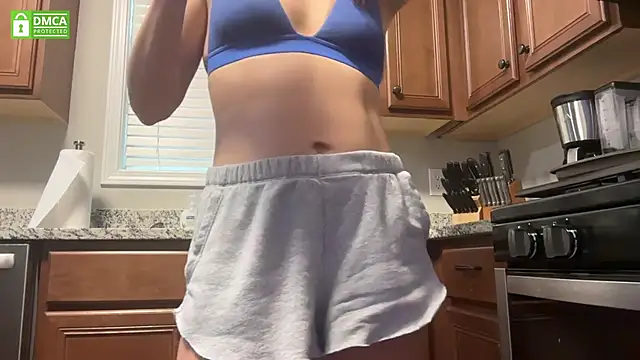 Snapshot of Cosmic_Rose chatting on 9, 10, 2025 Cosmic Rose online show from 9, 10, 2025