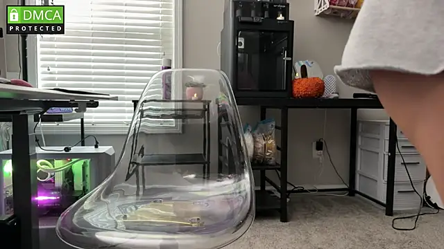 Snapshot of Cosmic_Rose chatting on 7, 11, 2025 Cosmic Rose online show from 7, 11, 2025