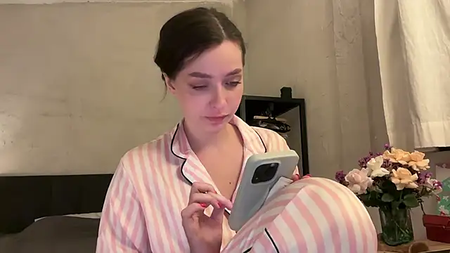 Snapshot of _liatris_ chatting on 8, 3, 2025 liatris online show from 8, 3, 2025