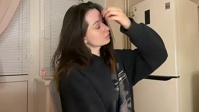 Snapshot of _liatris_ chatting on 3, 10, 2025 liatris online show from 3, 10, 2025