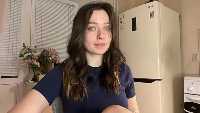 Snapshot of _liatris_ chatting on 12, 11, 2025 liatris online show from 12, 11, 2025