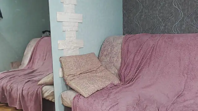 Snapshot of Student_Oliver chatting on 18, 2, 2025 Student Oliver online show from 18, 2, 2025