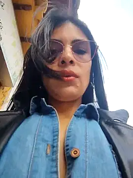 Snapshot of Astrid-- chatting on 6, 2, 2026 Astrid-- online show from 6, 2, 2026