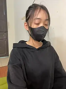 Snapshot of DA-EUN chatting on 11, 12, 2024 DA-EUN online show from 11, 12, 2024