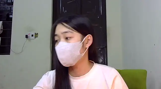 Snapshot of DA-EUN chatting on 24, 2, 2025 DA-EUN online show from 24, 2, 2025