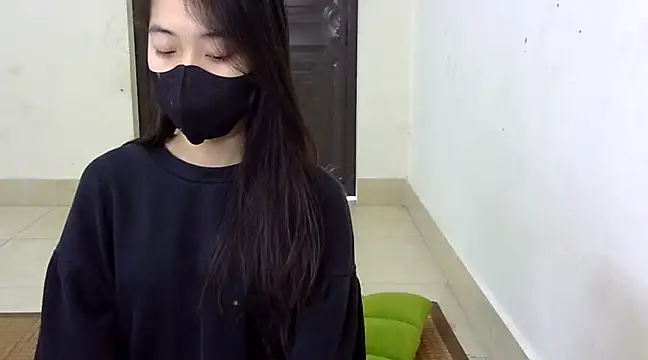 Snapshot of DA-EUN chatting on 21, 3, 2025 DA-EUN online show from 21, 3, 2025