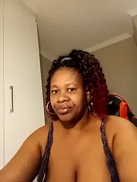 bustylisa1983 online show from 27, 4, 2026