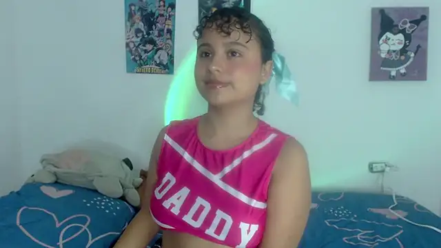 lou cute online show from 19, 1, 2025