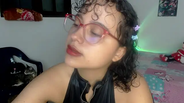 lou cute online show from 26, 1, 2025