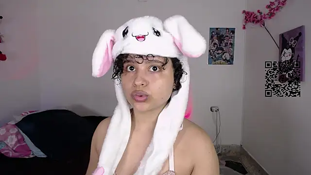 lou cute online show from 11, 11, 2025