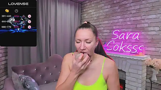 SarahCoksss online show from 1, 2, 2025