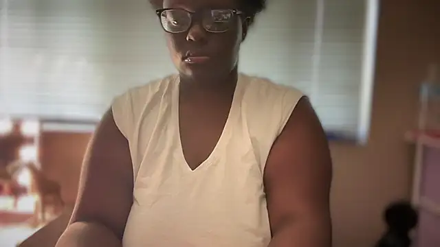 Yagurl  west online show from 10, 3, 2025