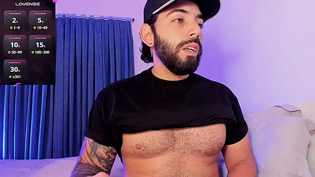 Snapshot of leo_thewolf_ chatting on 21, 9, 2025 leo thewolf online show from 21, 9, 2025