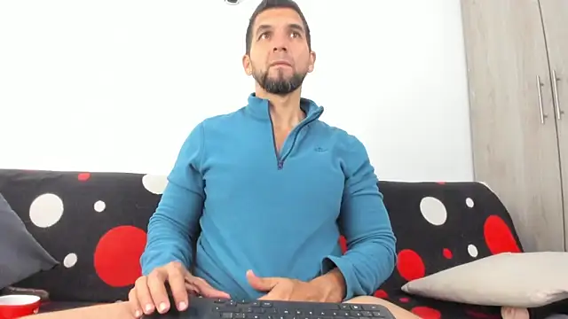 JULESLAKES online show from 4, 12, 2025