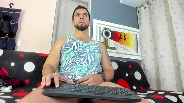 Snapshot of JULESLAKES chatting on 16, 6, 2026 JULESLAKES online show from 16, 6, 2026