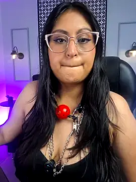 Snapshot of Amber_gold_ chatting on 1, 5, 2026 Amber gold online show from 1, 5, 2026