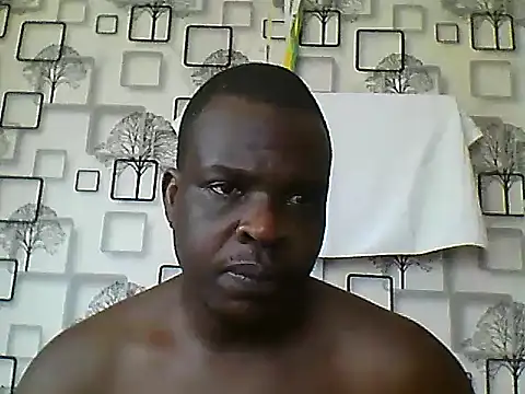 Snapshot of Chumba_001 chatting on 14, 11, 2025 Chumba 001 online show from 14, 11, 2025
