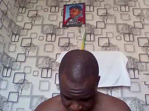 Snapshot of Chumba_001 chatting on 6, 4, 2026 Chumba 001 online show from 6, 4, 2026