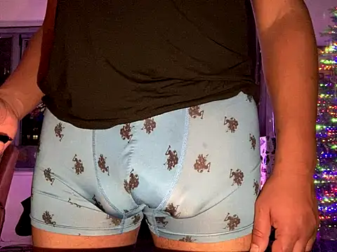 Snapshot of ThickDick_Daddy chatting on 21, 12, 2025 ThickDick Daddy online show from 21, 12, 2025