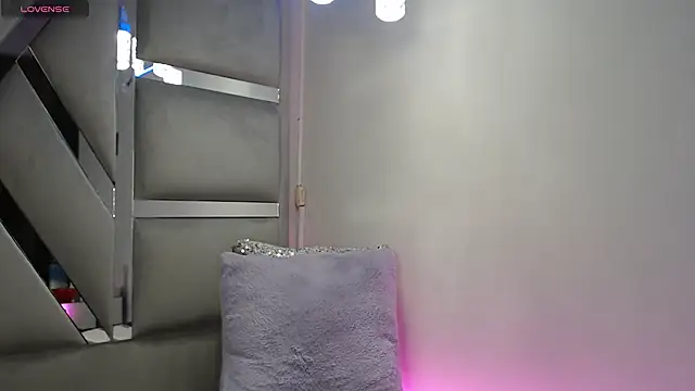 Paola Lyon  online show from 15, 3, 2025