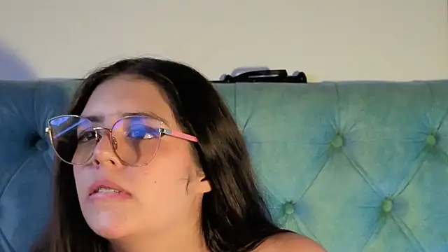 Paola Lyon  online show from 27, 9, 2025