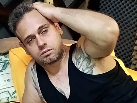 Snapshot of Arabeyes chatting on 16, 9, 2025 Arabeyes online show from 16, 9, 2025