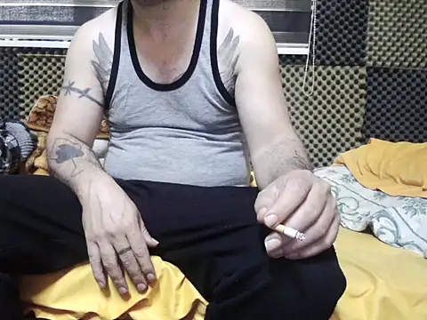 Snapshot of Arabeyes chatting on 27, 10, 2025 Arabeyes online show from 27, 10, 2025