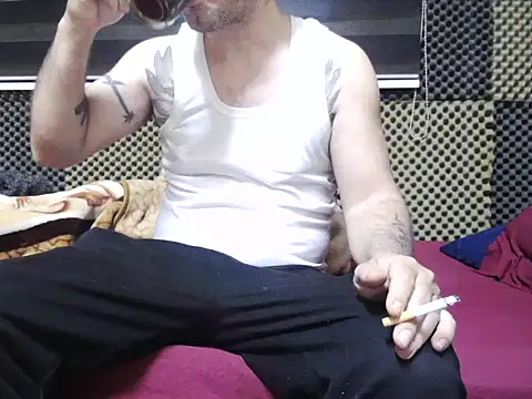 Snapshot of Arabeyes chatting on 23, 11, 2025 Arabeyes online show from 23, 11, 2025