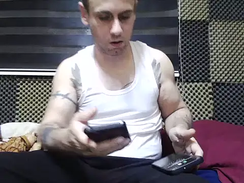 Snapshot of Arabeyes chatting on 24, 11, 2025 Arabeyes online show from 24, 11, 2025