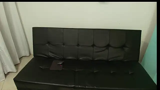 Snapshot of martinaclark chatting on 27, 2, 2025 martinaclark online show from 27, 2, 2025