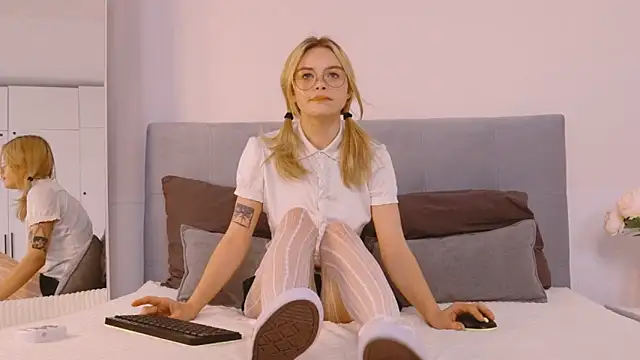 Snapshot of FapClubFamm chatting on 13, 9, 2025 FapClubFamm online show from 13, 9, 2025