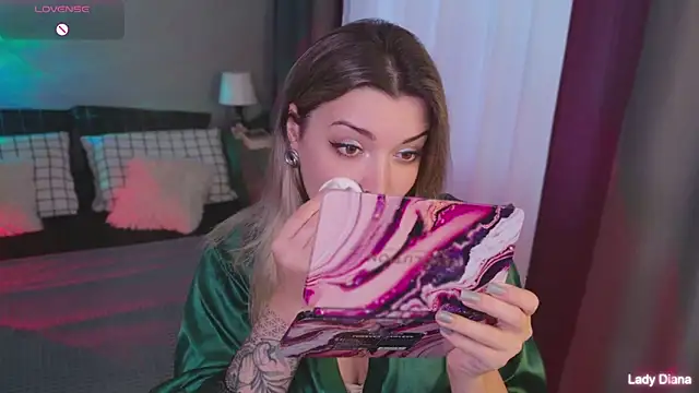 LancasterLady online show from 23, 11, 2025