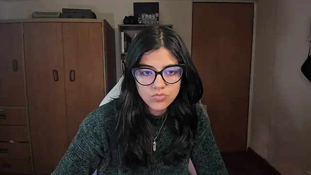 valerie  skyy online show from 8, 1, 2025