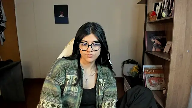 valerie  skyy online show from 4, 3, 2025