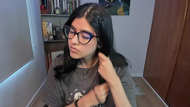 valerie  skyy online show from 3, 12, 2025