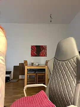 Mona-Peaches online show from 19, 12, 2024