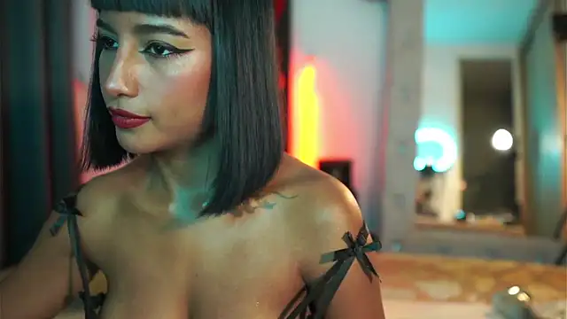 JulietaWinona online show from 4, 4, 2026