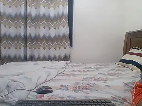 Snapshot of sexy__candyy chatting on 21, 11, 2025 sexy candyy online show from 21, 11, 2025