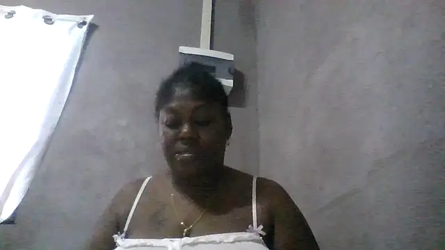 Snapshot of XgeileKutje chatting on 4, 11, 2025 XgeileKutje online show from 4, 11, 2025