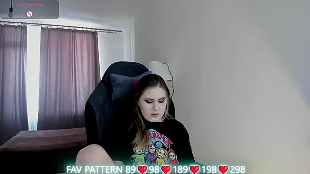 Snapshot of Olivia_Munk chatting on 15, 3, 2025 Olivia Munk online show from 15, 3, 2025