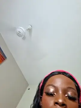 Kamdollie online show from 22, 11, 2025