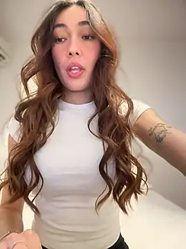 MichelleFerry  online show from 9, 8, 2026