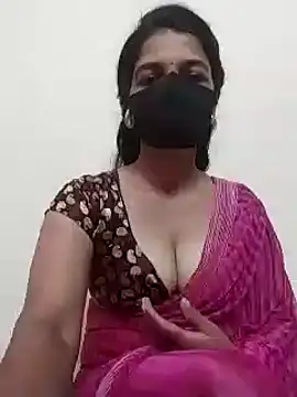 Snapshot of Shuttii_25 chatting on 23, 12, 2024 Shuttii 25 online show from 23, 12, 2024