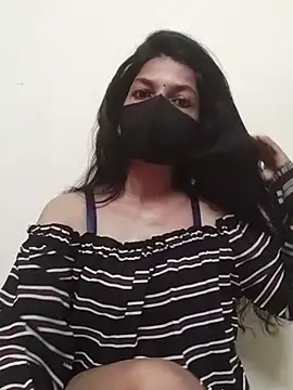 Snapshot of Shuttii_25 chatting on 19, 2, 2025 Shuttii 25 online show from 19, 2, 2025