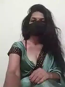 Snapshot of Shuttii_25 chatting on 10, 3, 2025 Shuttii 25 online show from 10, 3, 2025