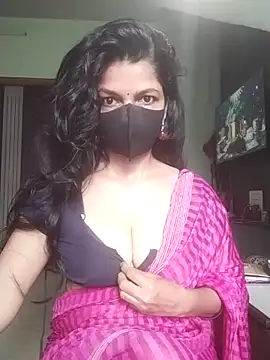 Snapshot of Shuttii_25 chatting on 11, 9, 2025 Shuttii 25 online show from 11, 9, 2025