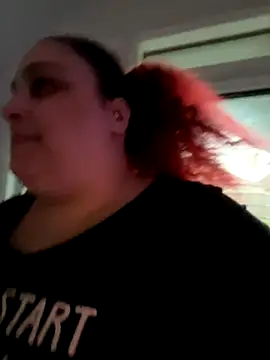 Snapshot of bbwredhead chatting on 12, 10, 2025 bbwredhead online show from 12, 10, 2025